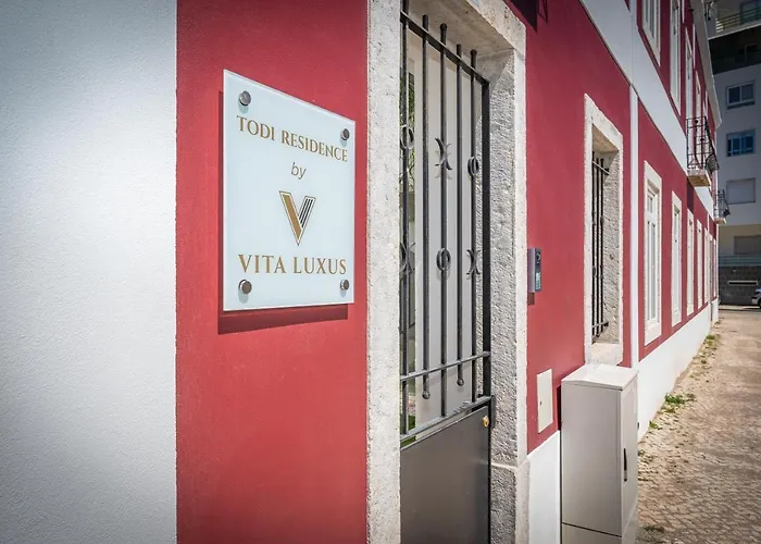 Situado Na Zona Costeira Da 公寓 塞图巴尔